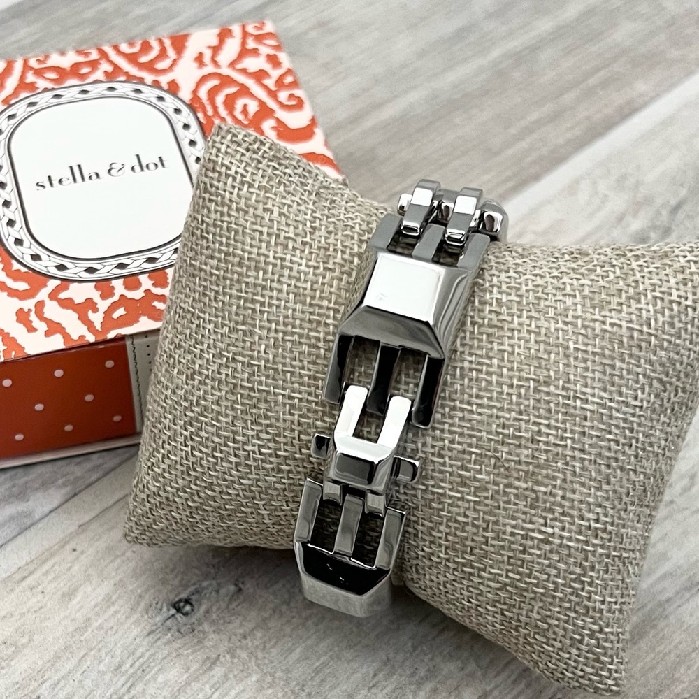 Stella & Dot Silver Luxor Link Bracelet